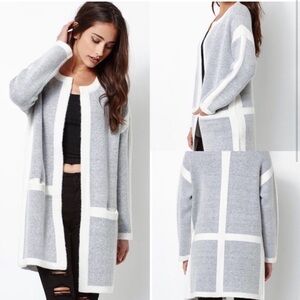Kendall + Kylie Color Block Long Coatigan Sweater, Gray & White, Size XS/S